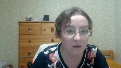 smart_rose online show from April 18, 9:04 pm