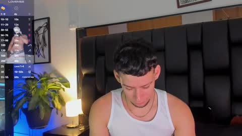 Snapshot of smiith_jade chatting on October 11, 10:35 pm Jade Smiith online show from October 11, 10:35 pm