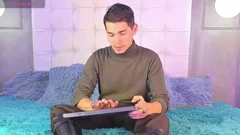 KAI online show from December 3, 3:07 am