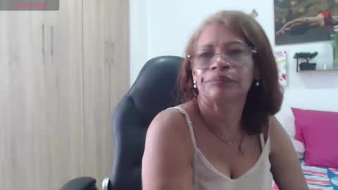 Smileth online show from February 22, 4:42 pm