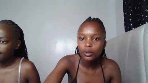 smiley luv1 online show from December 22, 7:59 am