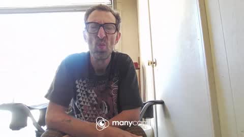 smoke-4-me online show from October 16, 6:29 pm