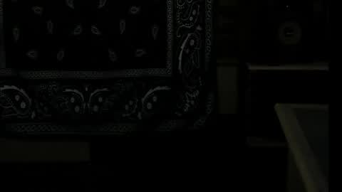 Snapshot of smokey915 chatting on February 21, 7:01 am Smokey915 online show from February 21, 7:01 am