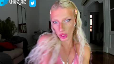   online show from February 8, 11:13 pm