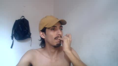 snackontime19 online show from July 10, 11:48 am