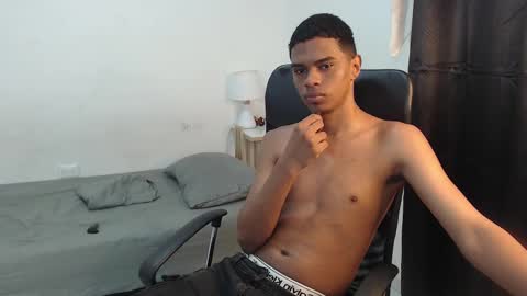 snak_master1 online show from September 22, 5:50 pm