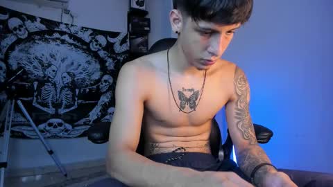 snakebutterfly online show from December 16, 12:07 am