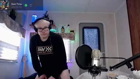 Viiscount  Snarfle Von Snarfenberg online show from March 7, 7:27 pm