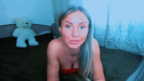 Sneja online show from April 11, 2:21 pm