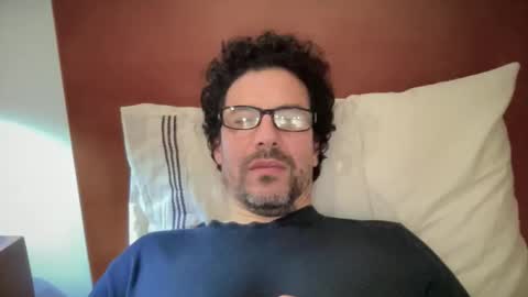 snfrisco76 online show from December 5, 3:17 am