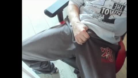 snip1977 online show from March 6, 8:41 am