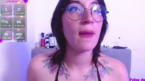 IG     OF red moonn online show from February 27, 4:32 pm