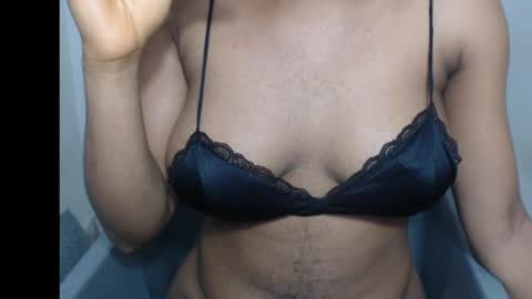 snowdrop5 online show from December 15, 9:00 pm