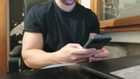 luca -   online show from January 8, 7:03 pm