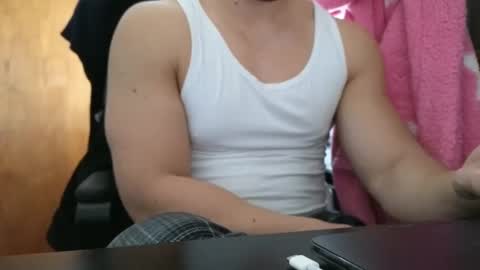 luca -   online show from February 20, 2:46 pm