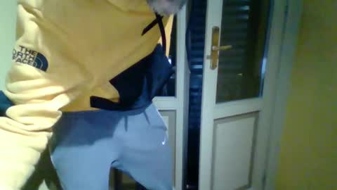 Snapshot of sobigfromitaly chatting on December 29, 4:08 pm sobigfromitaly online show from December 29, 4:08 pm