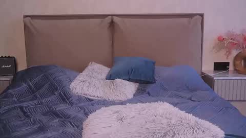 Snapshot of soffyasi chatting on October 25, 11:42 am soffyasi online show from October 25, 11:42 am