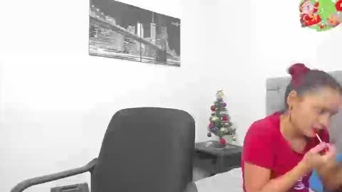 SOFI AND SANTY online show from January 6, 12:58 am