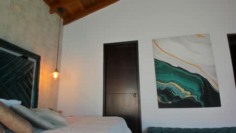 Sofi online show from November 30, 11:50 am