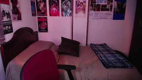 Sofi online show from March 28, 8:54 pm