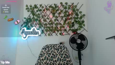 sofia online show from October 3, 3:04 am