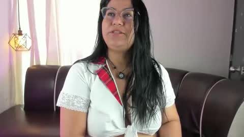 sofia_sorceress online show from May 31, 2:49 pm