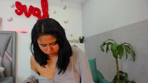 Sofa online show from March 2, 1:07 pm