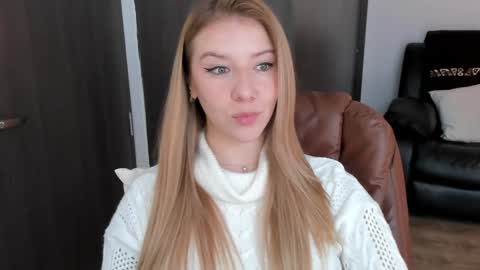 Sofia online show from February 1, 3:28 pm