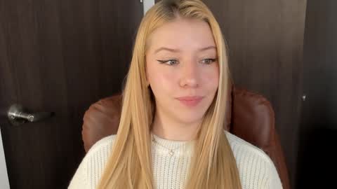 Sofia online show from December 10, 3:33 pm