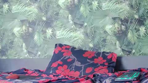 Sofiaaa99 online show from October 31, 7:36 pm