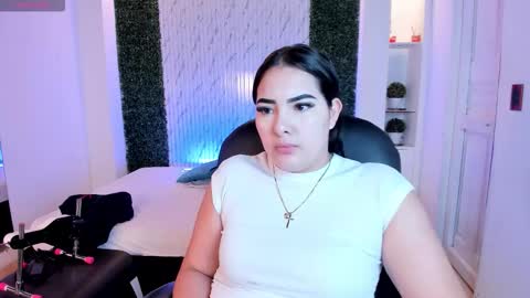 Sofia caramel online show from February 14, 11:02 am