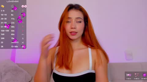 Snapshot of sofiaferrerx chatting on December 6, 9:51 pm SOFA FERRER online show from December 6, 9:51 pm