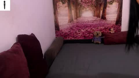 sofialiub online show from December 4, 6:33 pm