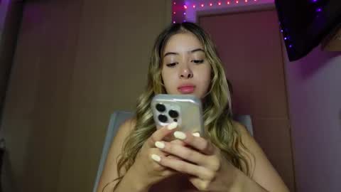 Snapshot of sofiax5 chatting on September 11, 2:35 am Sofi online show from September 11, 2:35 am