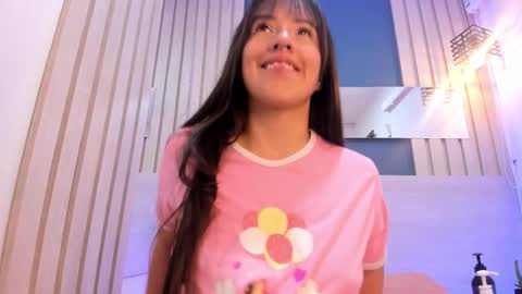 soficandy_ online show from February 2, 1:30 pm