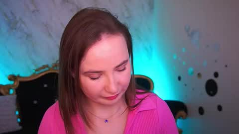 Sofie online show from March 29, 5:25 pm