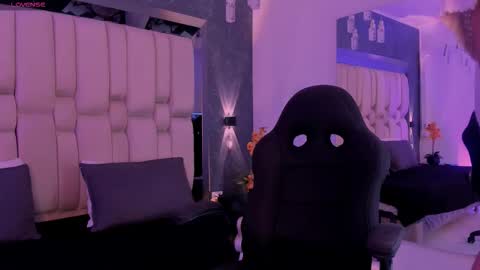  sofie  online show from March 9, 7:18 pm