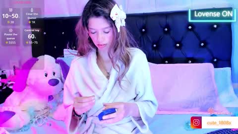 sofiia cute  online show from February 19, 2:33 am