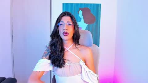 Sofi online show from May 10, 6:47 pm