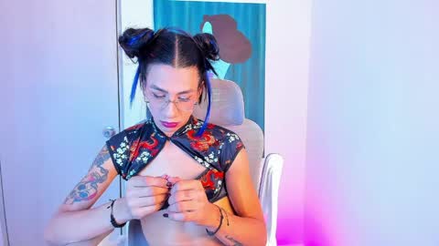 Sofi online show from April 17, 4:20 pm