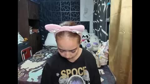 Angel online show from December 18, 6:25 pm