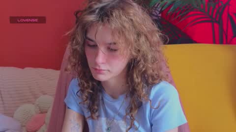 E online show from February 18, 8:47 am