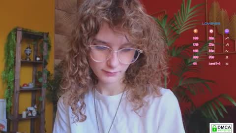 E online show from February 3, 9:02 am