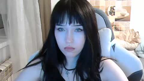 Eva online show from July 16, 6:33 pm