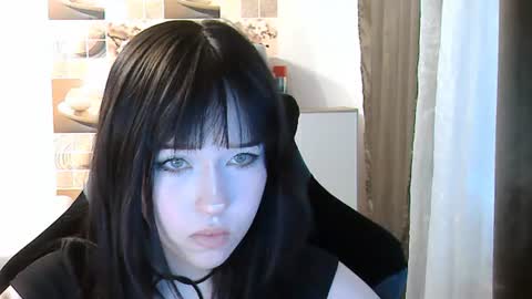 Eva online show from June 12, 5:45 pm