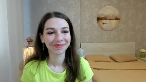 Kelly online show from April 15, 9:34 am