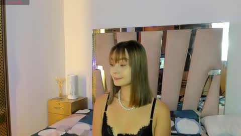 sofycutee online show from April 19, 11:44 am