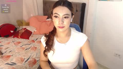 Snapshot of sohpia_davis chatting on October 13, 3:03 pm Sophia Davis online show from October 13, 3:03 pm