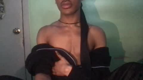 SolaceEve online show from February 7, 8:31 pm