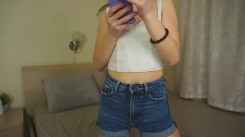 Nana online show from April 21, 10:39 pm